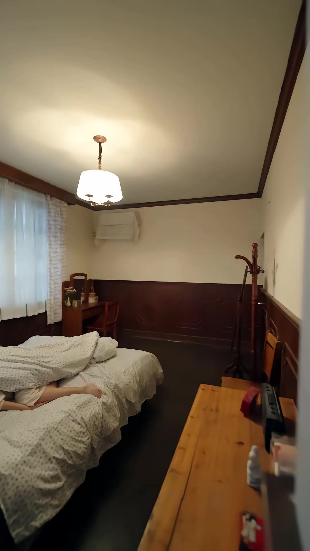 《八零辣妻，揣着四宝撩夫》剧照