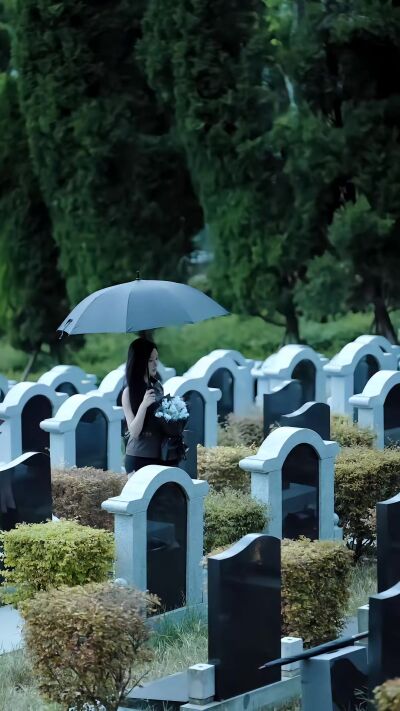 《下雨天》剧照