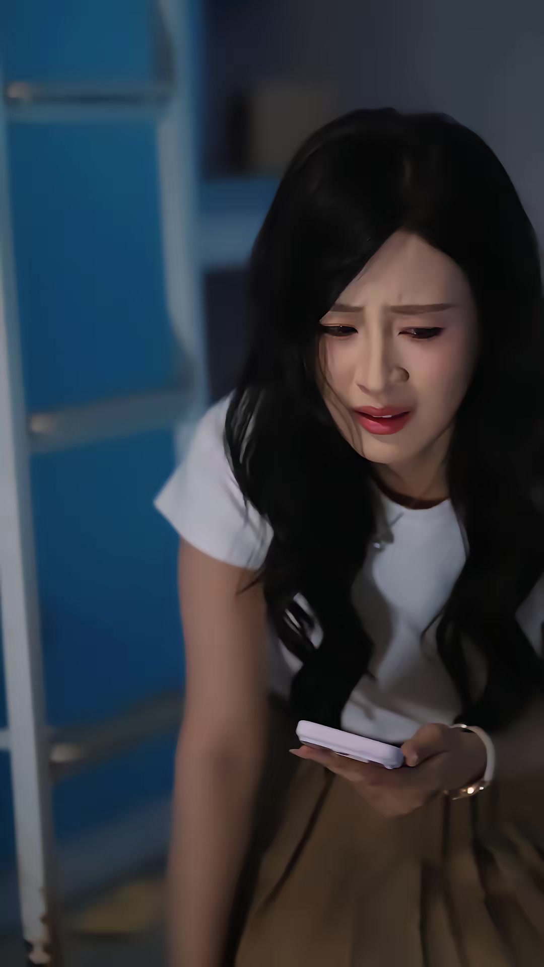 《懸案：消失的女寢》劇照