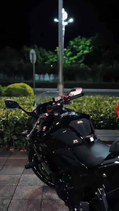 《下雨天》剧照