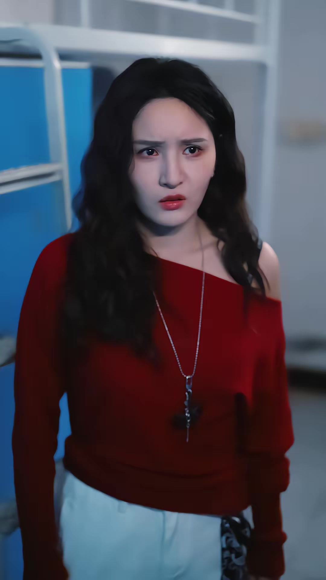 《懸案：消失的女寢》劇照