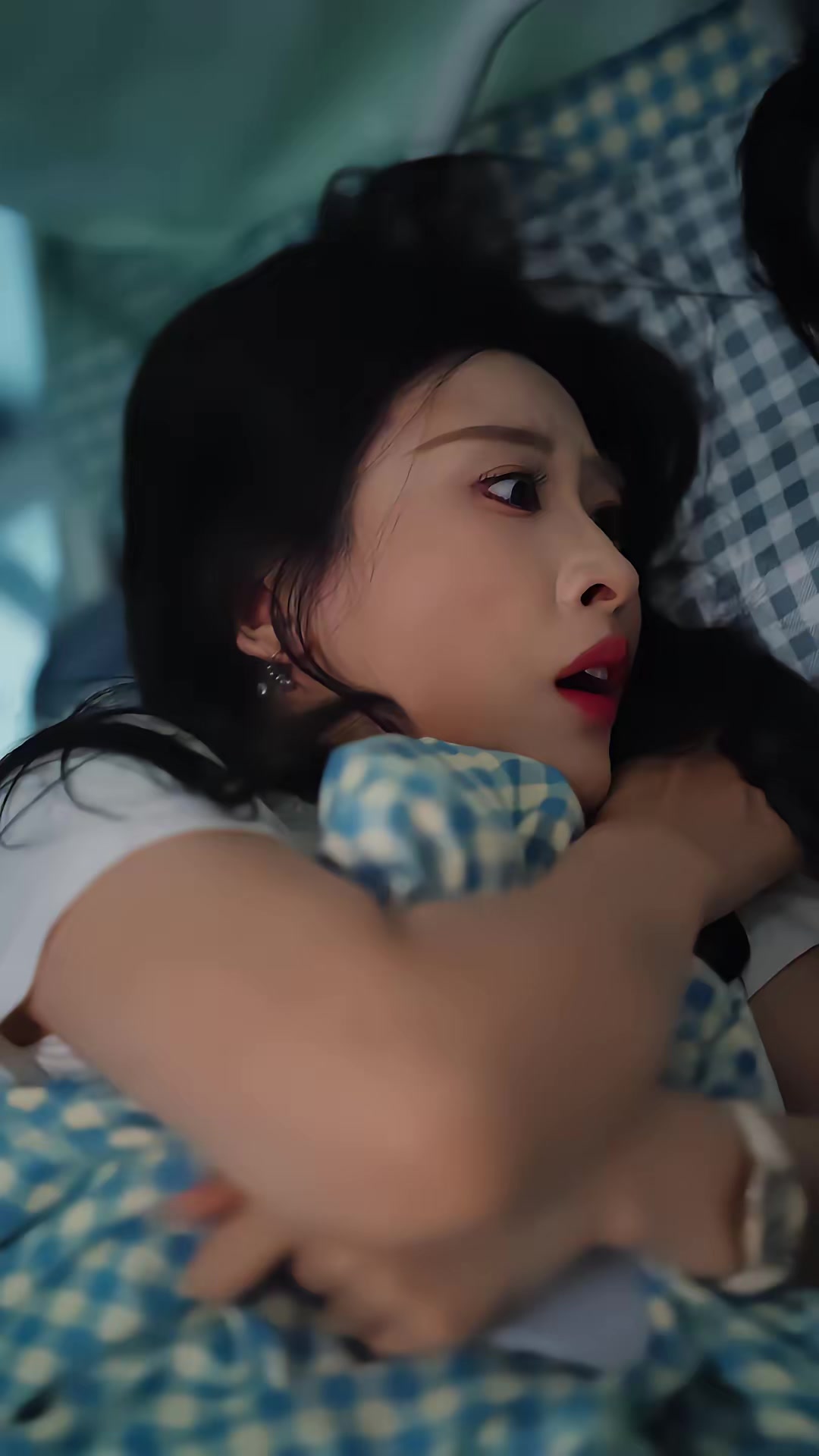 《懸案：消失的女寢》劇照