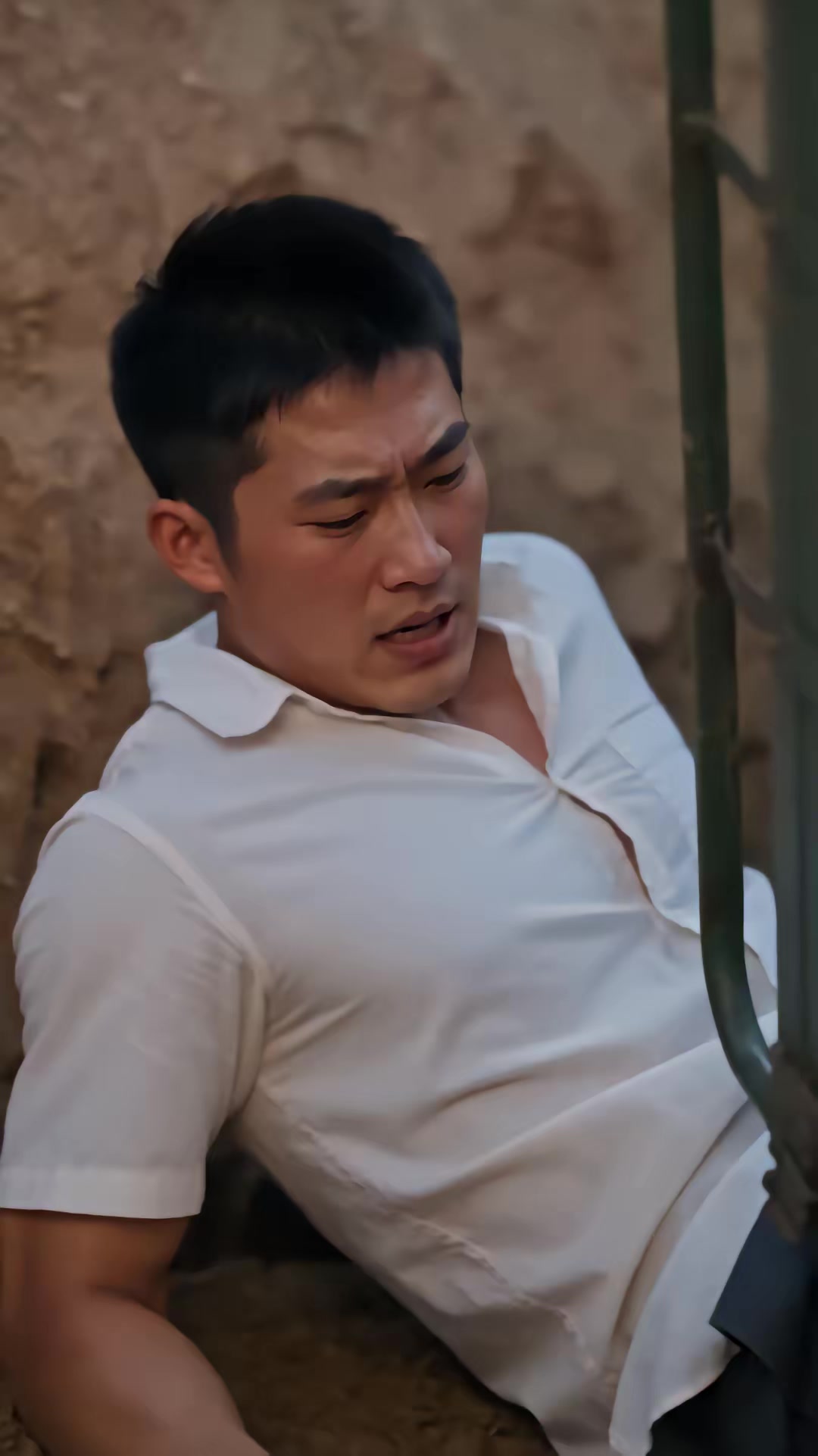 《逃婚后嫁给了救命恩人》剧照
