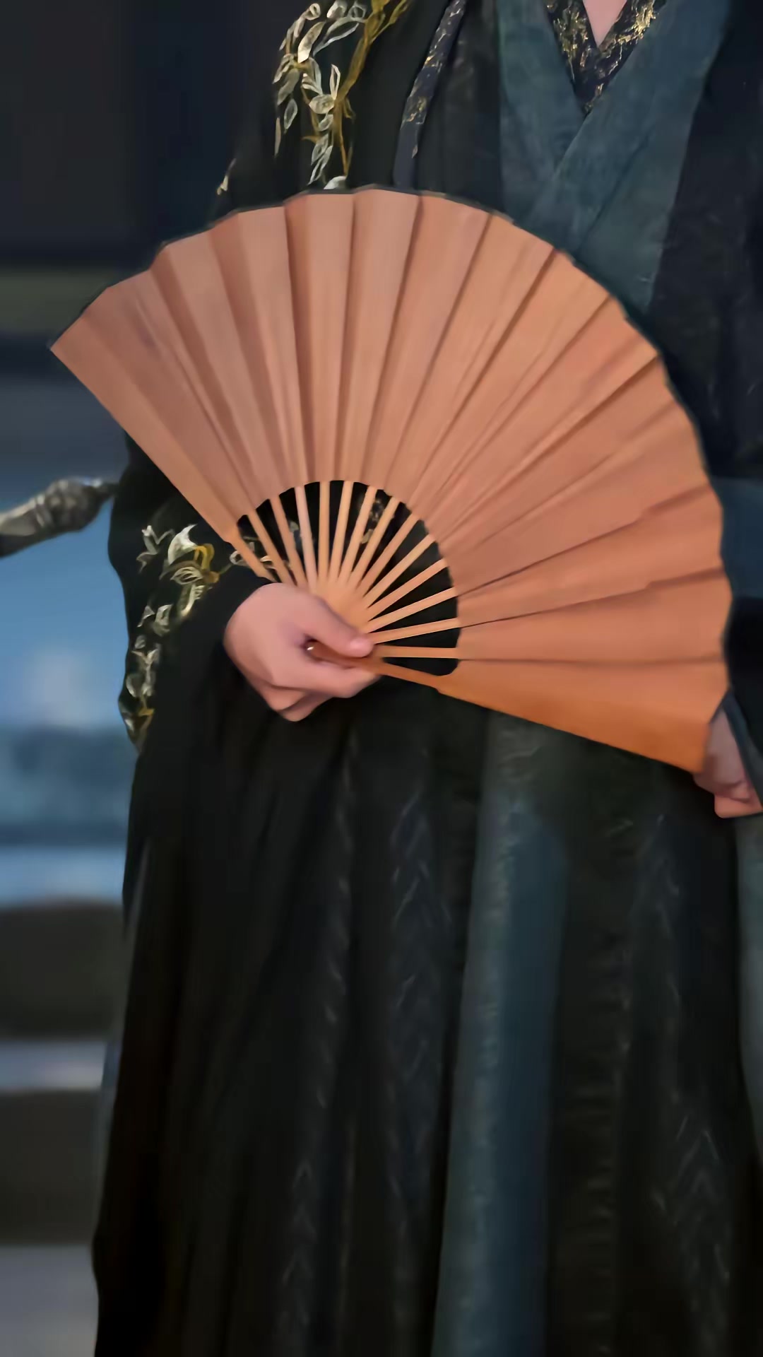 《什么白月光，我是他们的黑心莲》剧照