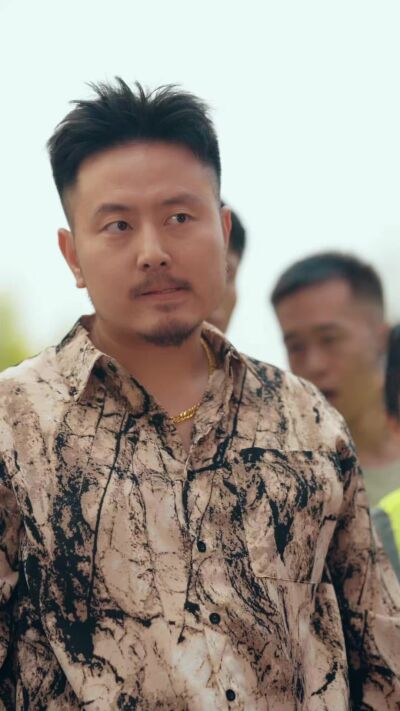 《十元管飽你不要，非吃那科技狠活》劇照