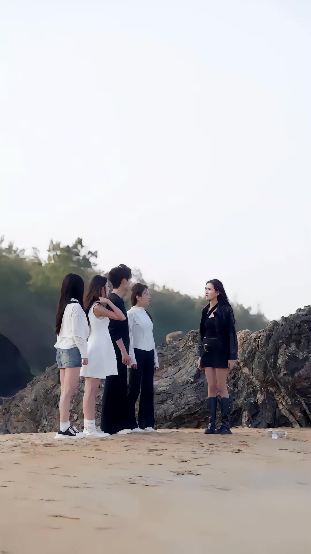 《荒島求生法則》劇照