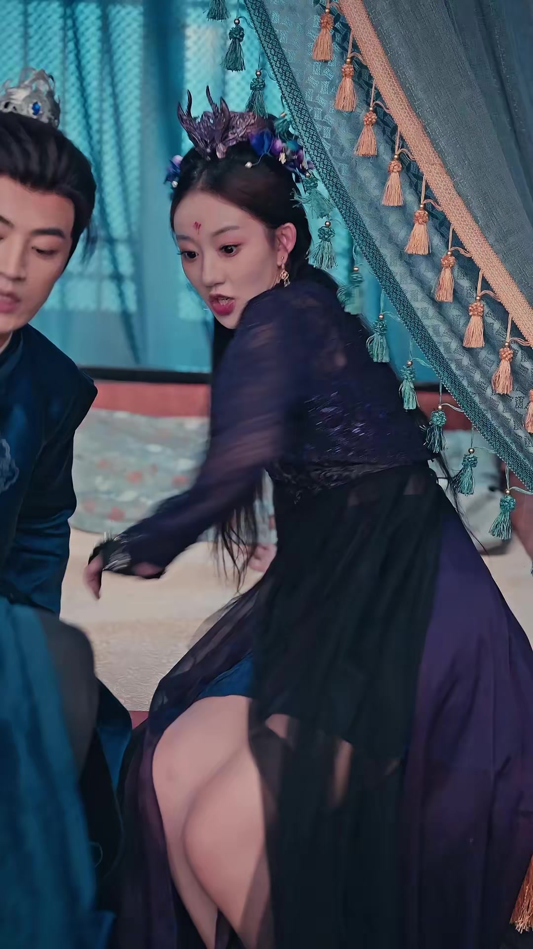 《我和美女結拜就變強，四海之內皆兄妹》劇照