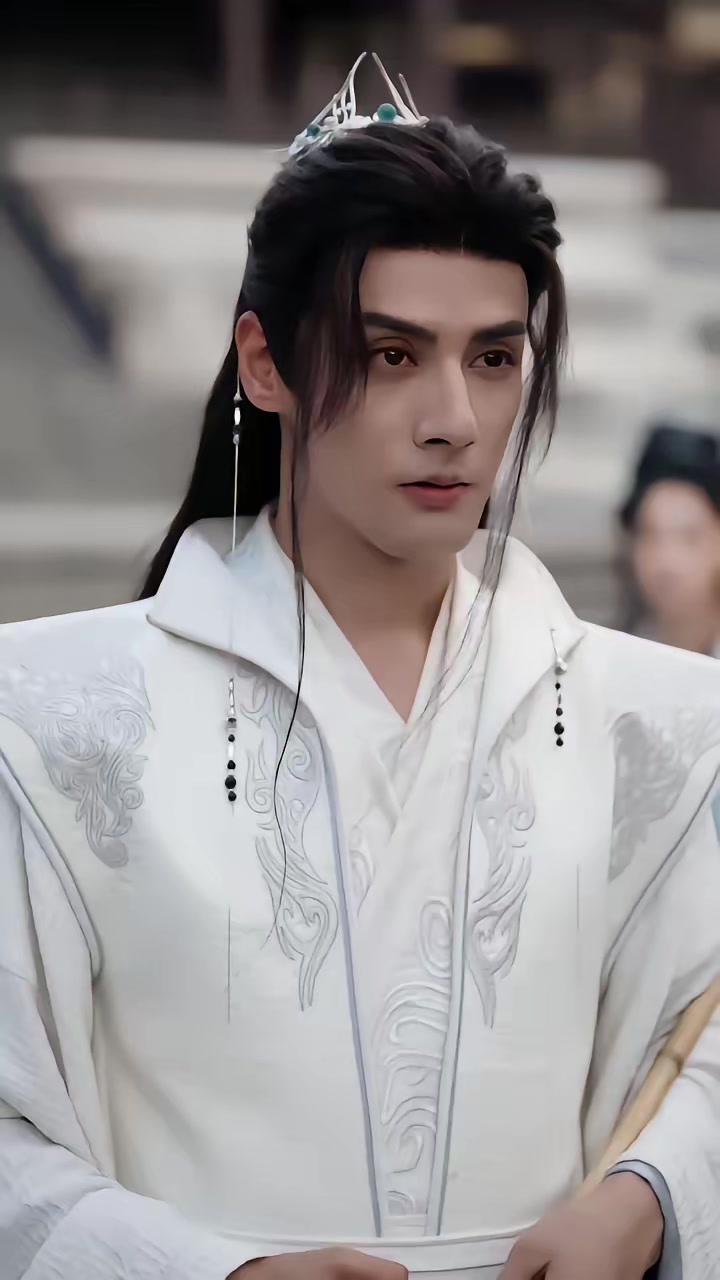《师叔祖沉睡万年醒来后出手了》剧照