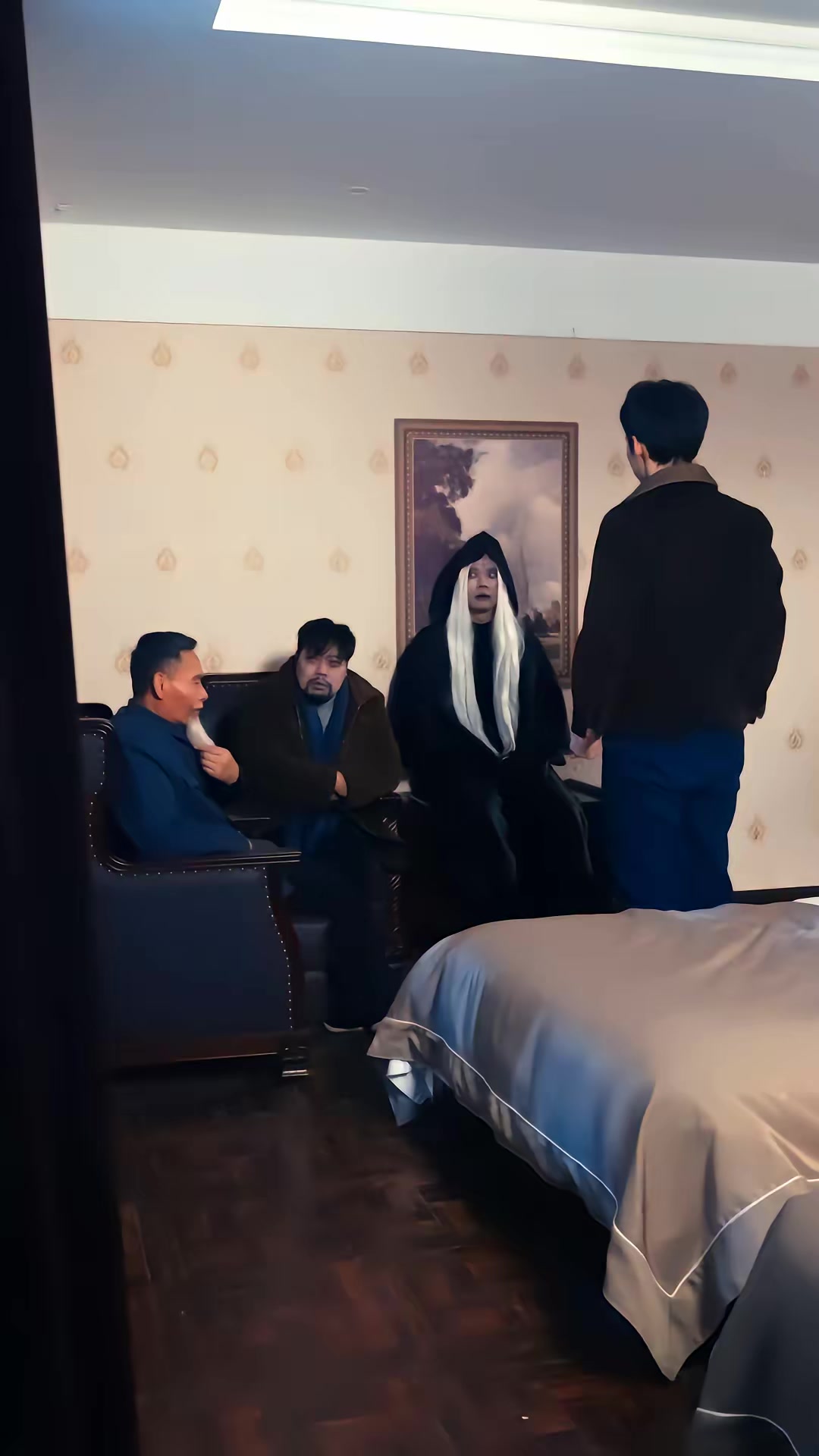 《明明你们都是诡异，怎么都怕我》剧照