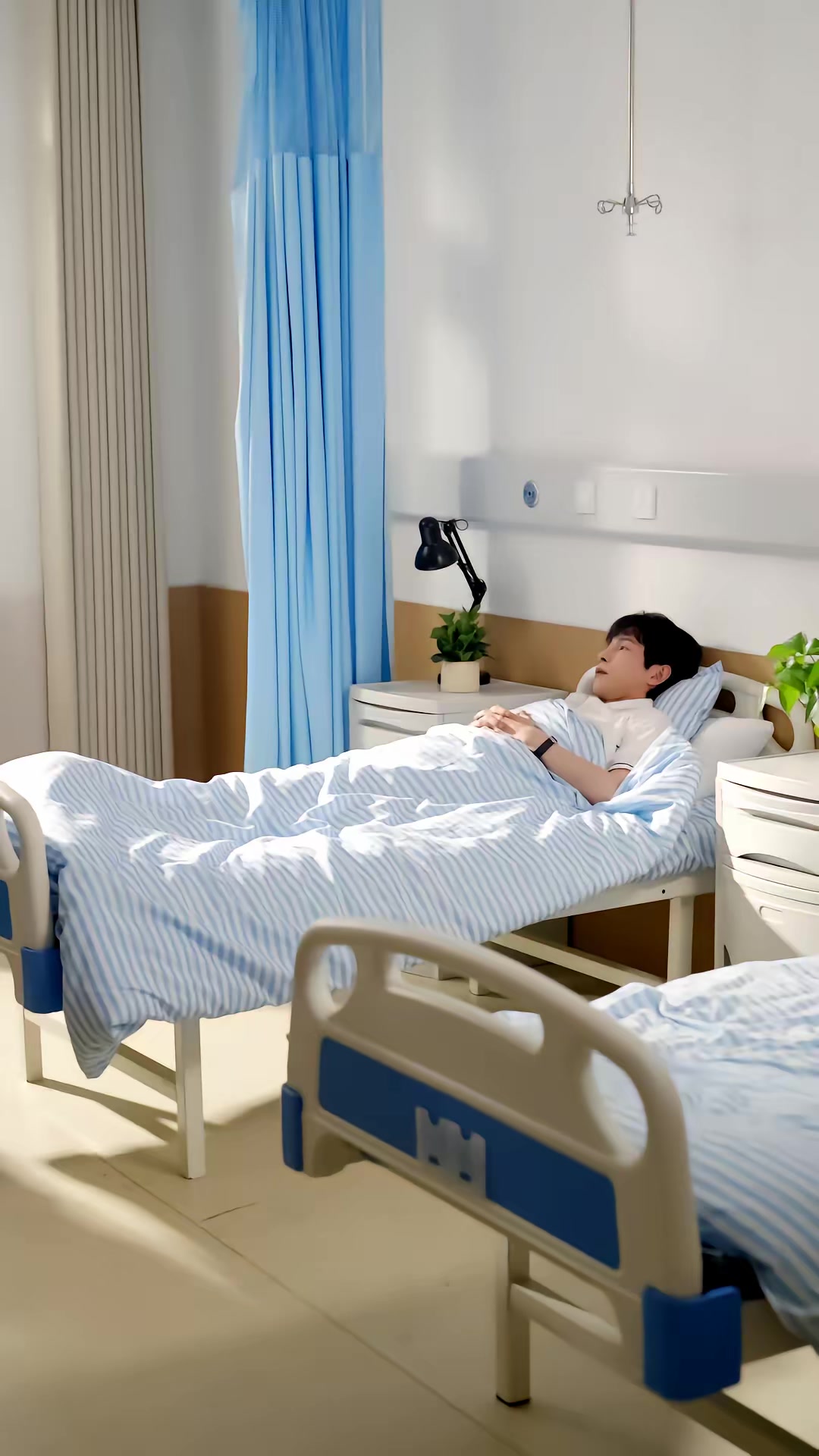 《剛重生，我就和高冷校花追尾了》劇照