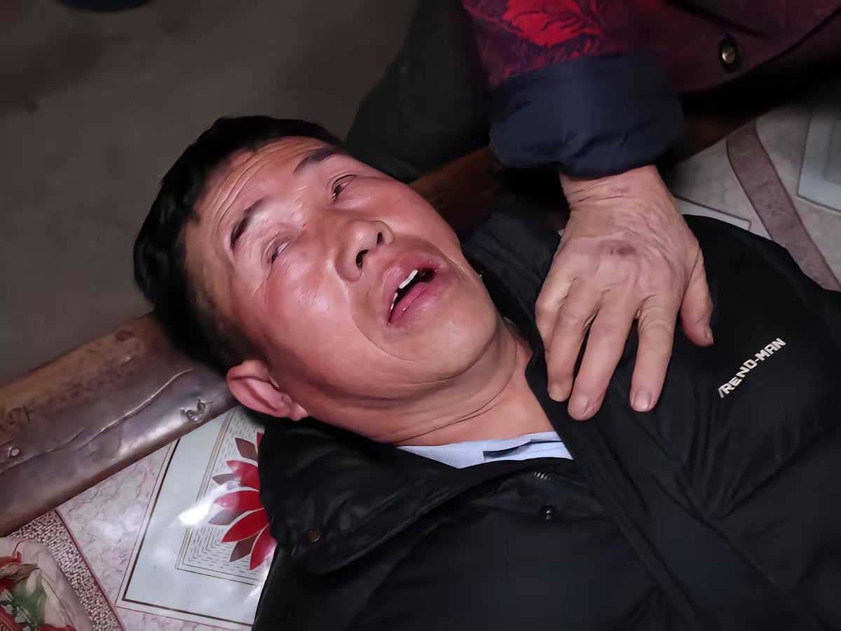 《吃老子兒》劇照