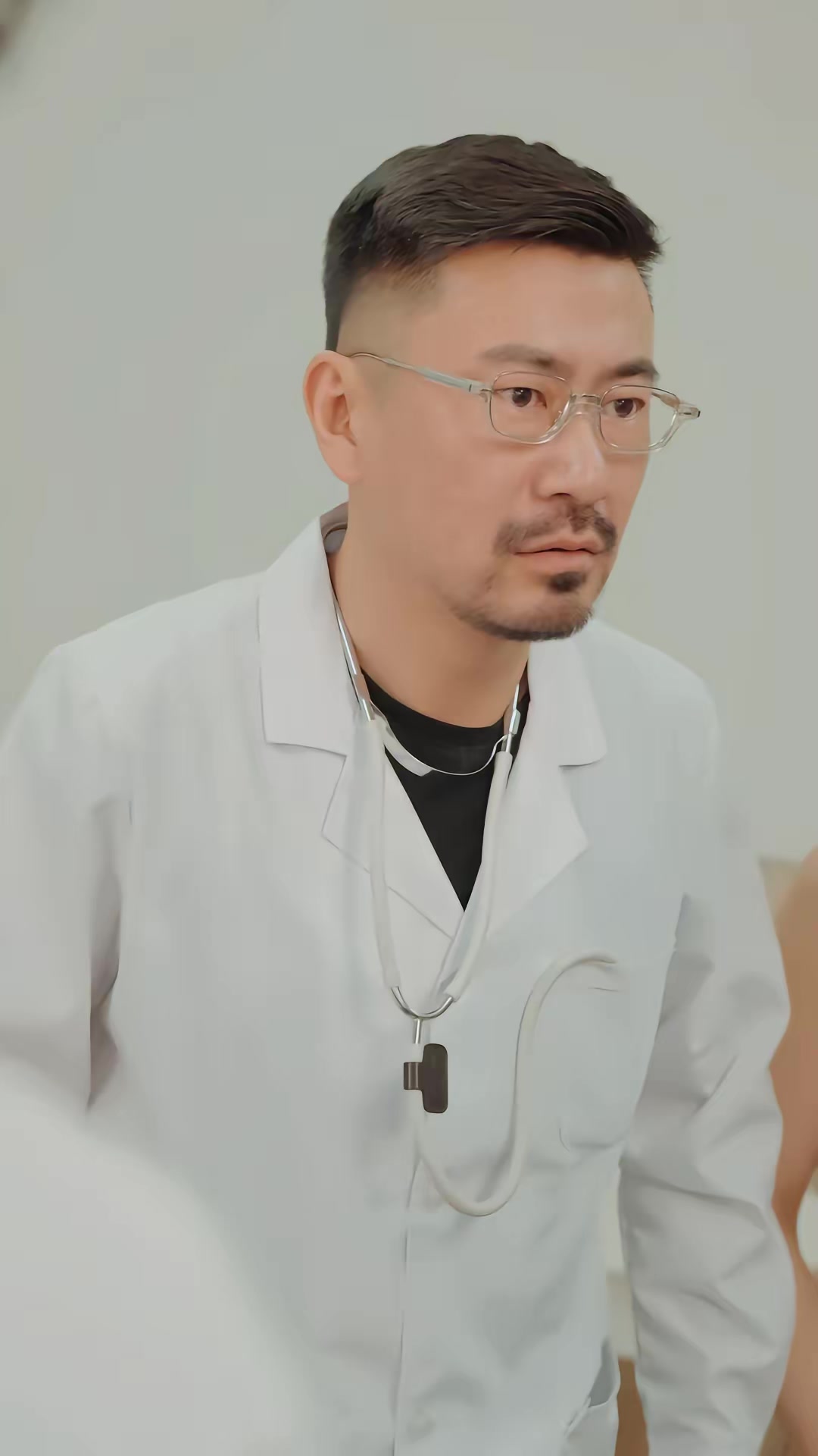 《狂飆：燒烤皇帝》劇照