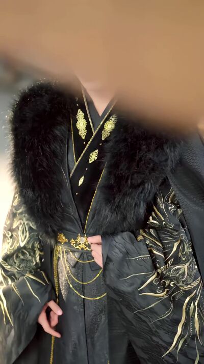 《什么白月光，我是他们的黑心莲》剧照