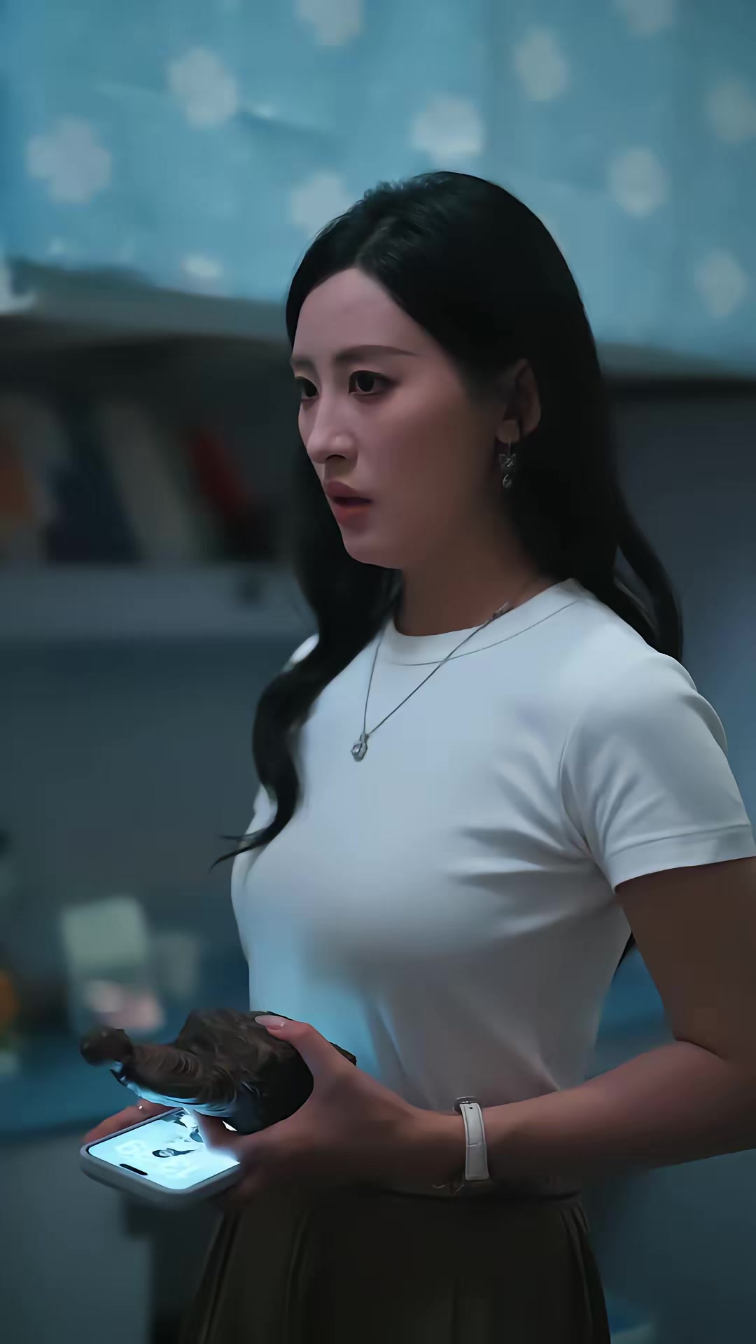 《懸案：消失的女寢》劇照