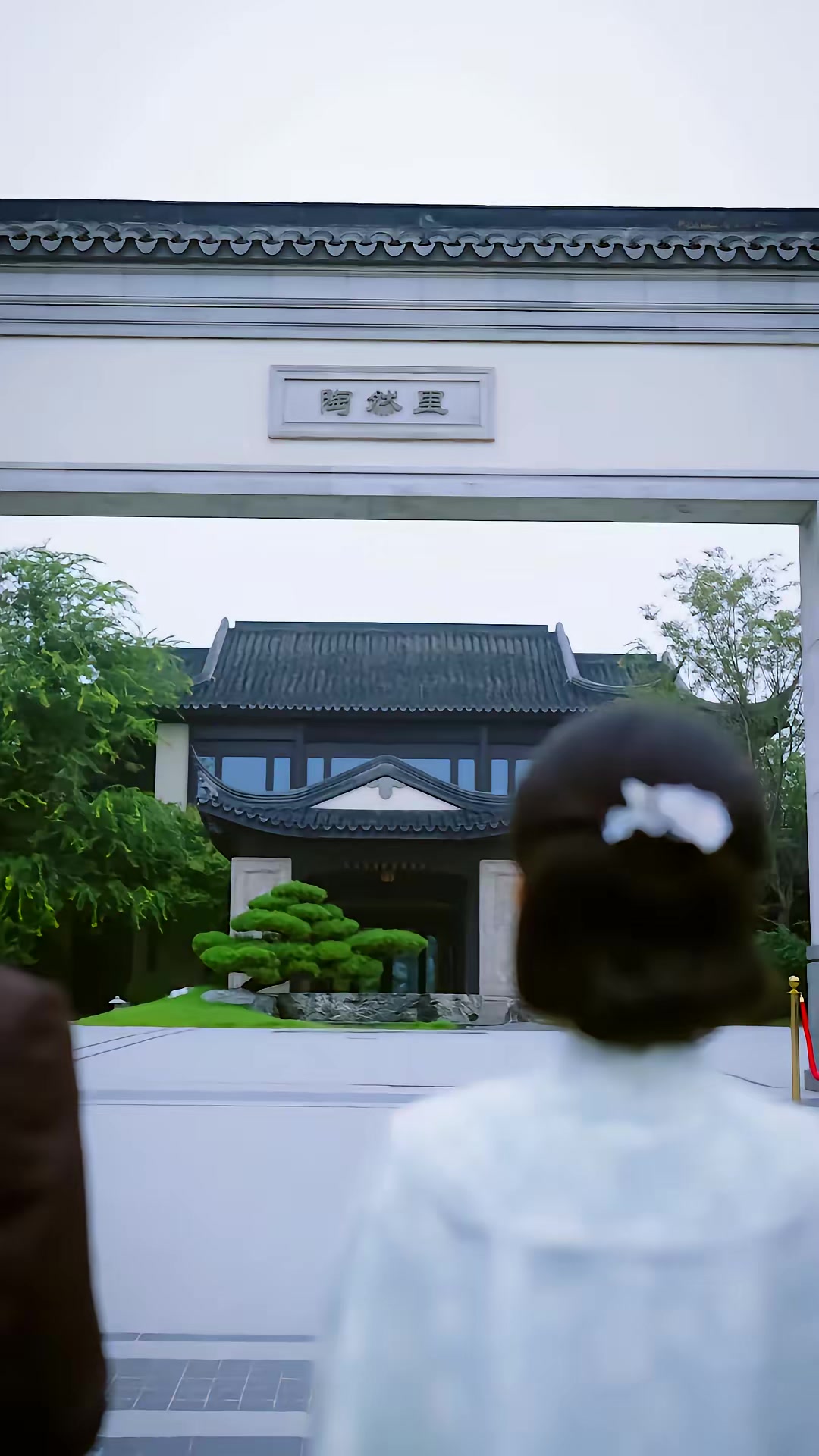 《拜錯墳後，太奶她顯靈了》劇照
