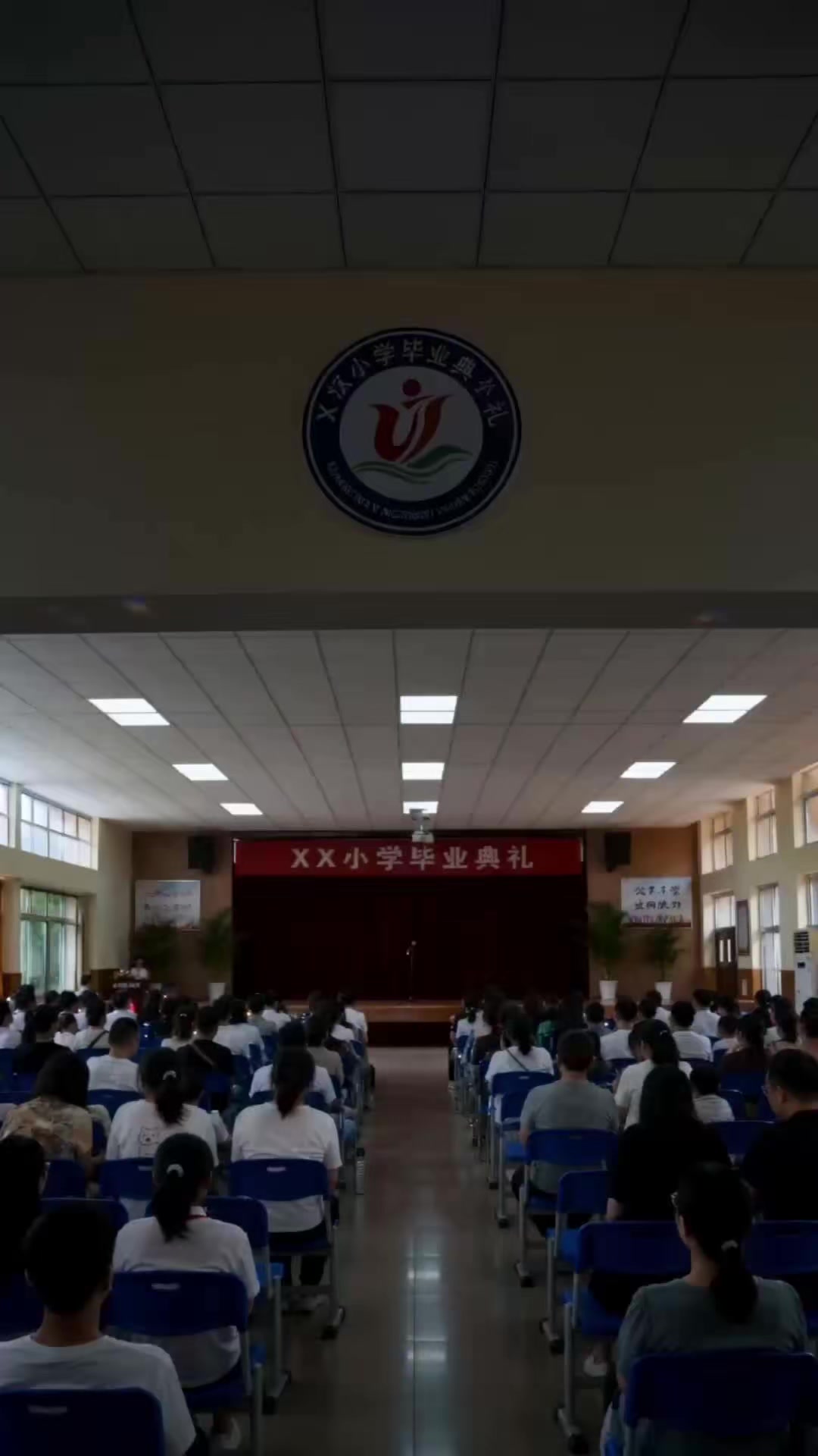 《被丟在黑夜裡的太陽》劇照