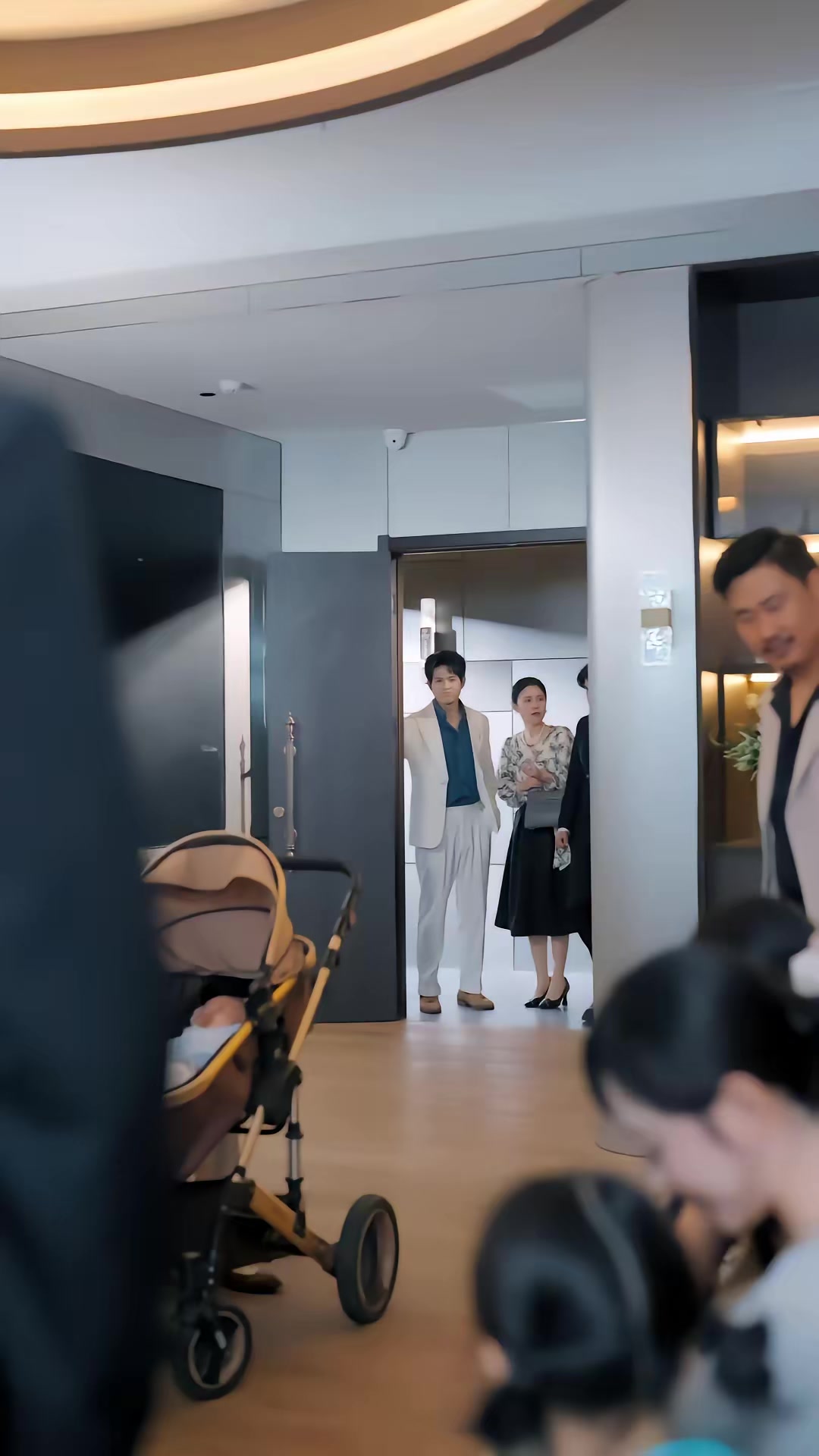 《聽懂嬰語，全能育兒嫂爆改全家》劇照