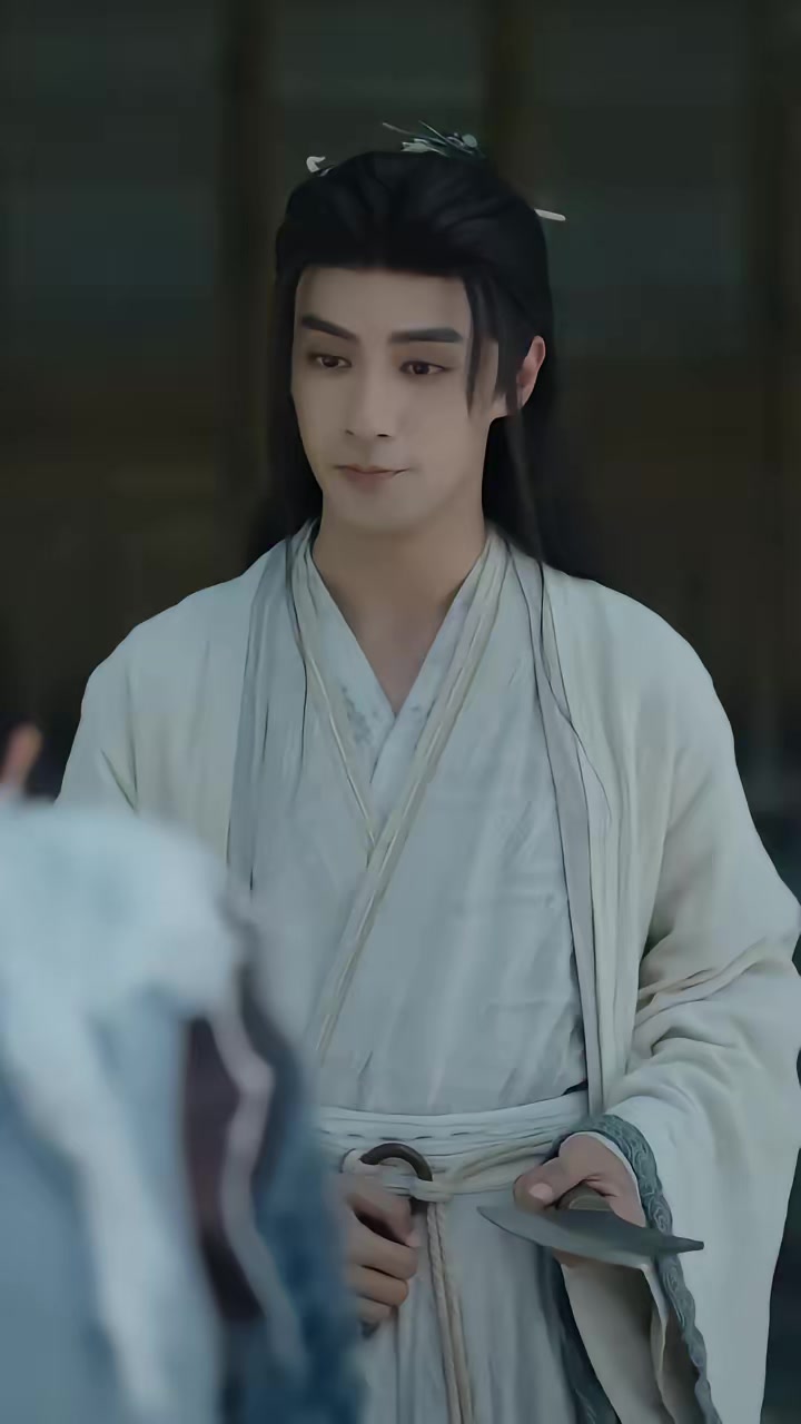 《师叔祖沉睡万年醒来后出手了》剧照
