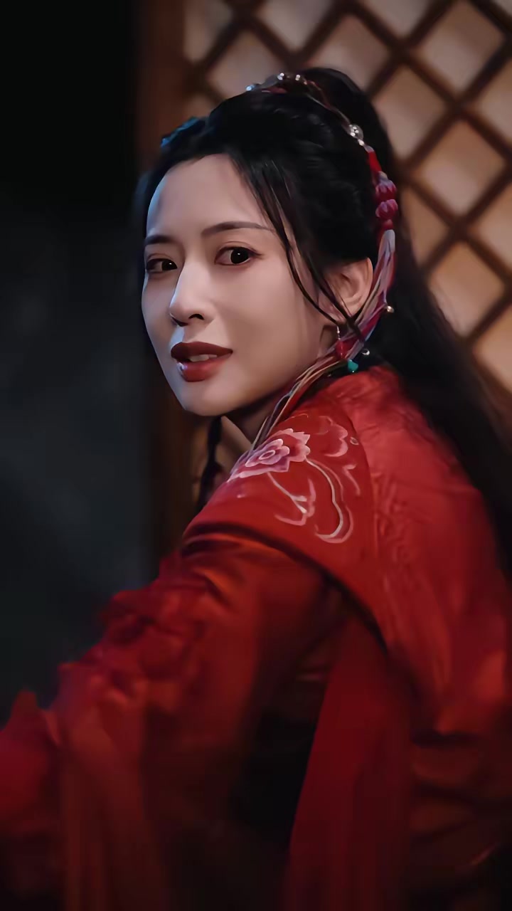 《师叔祖沉睡万年醒来后出手了》剧照