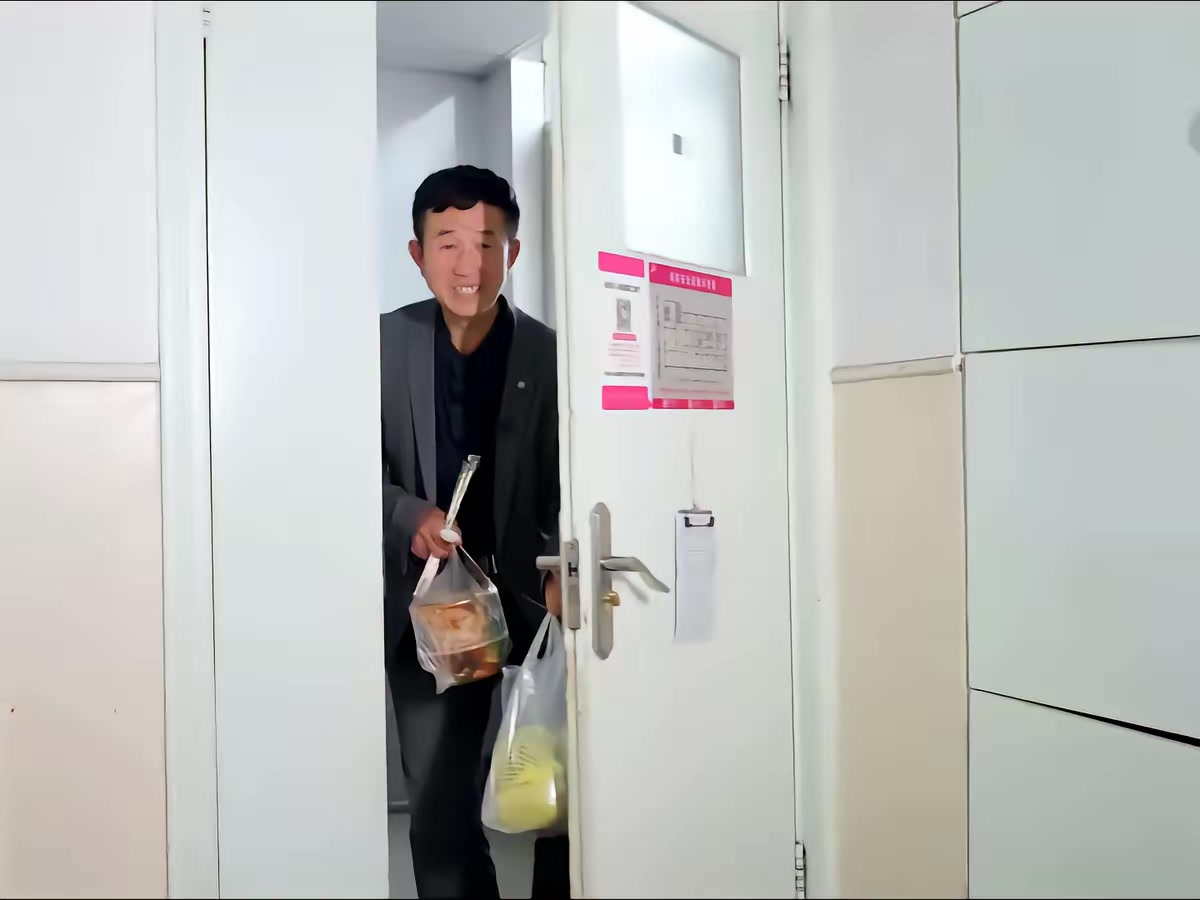 《吃老子兒》劇照