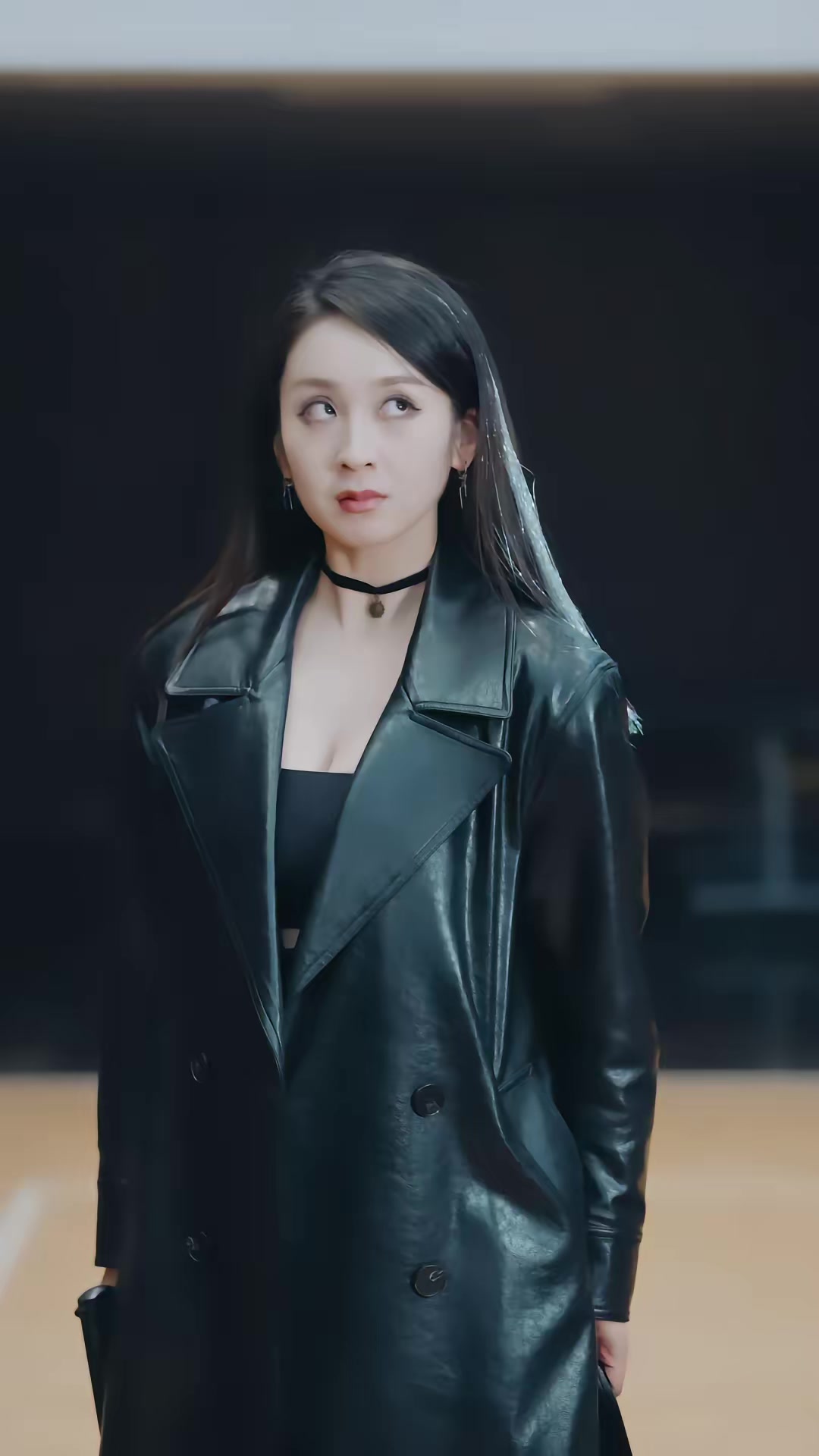 《极寒末世：我带队友绝境求生》剧照
