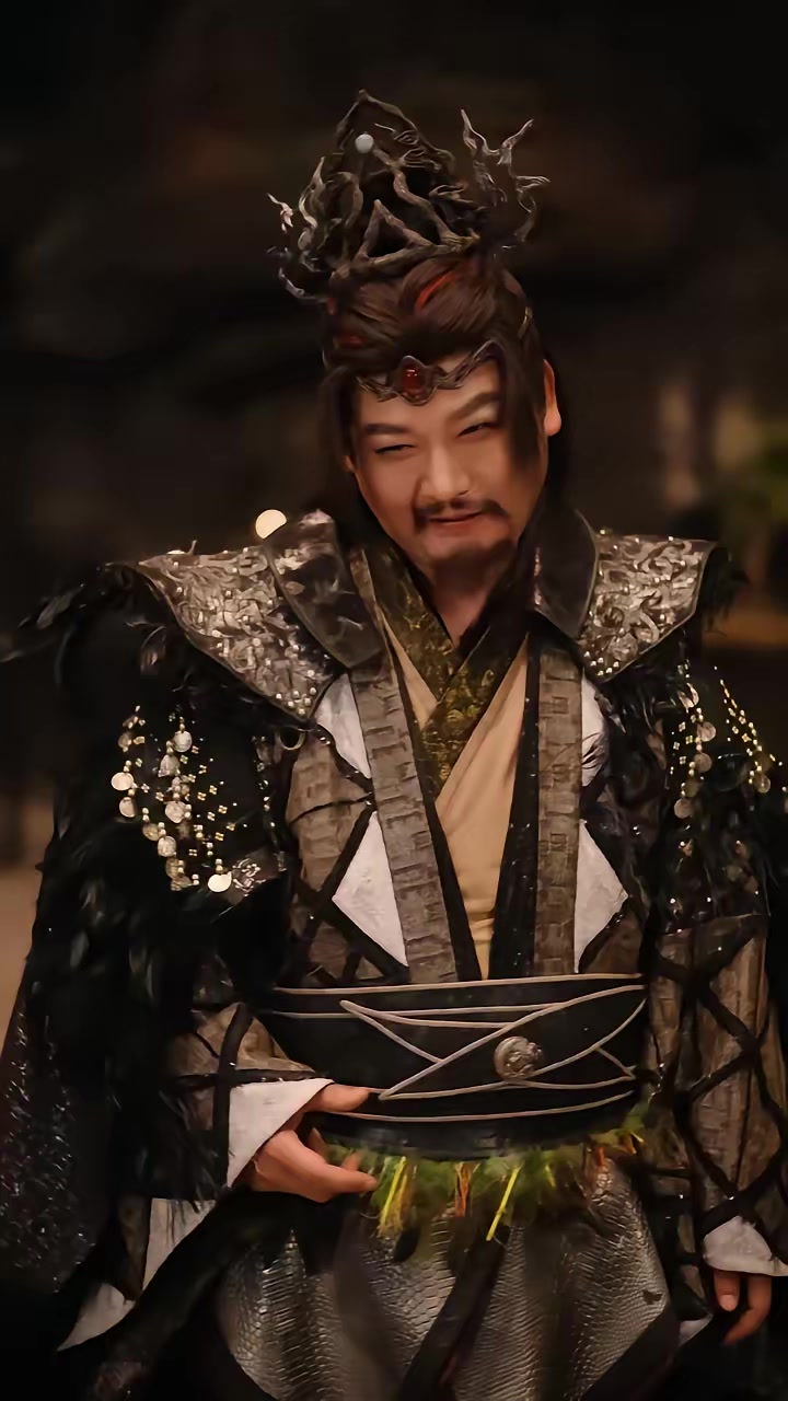 《师叔祖沉睡万年醒来后出手了》剧照