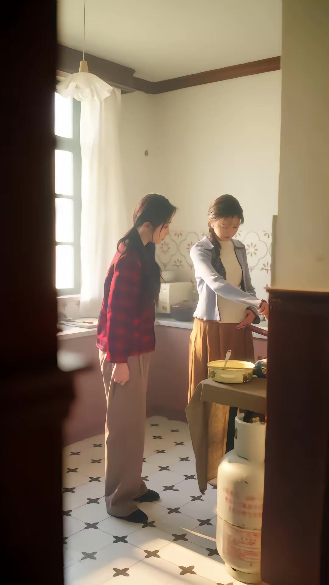 《八零辣妻，揣着四宝撩夫》剧照