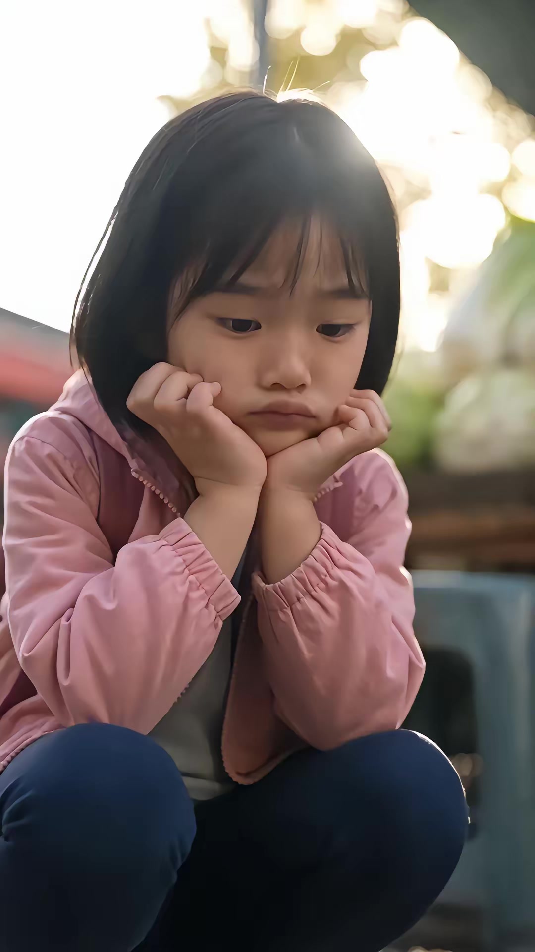 《饥荒绝境，米粒的树洞通未来》剧照