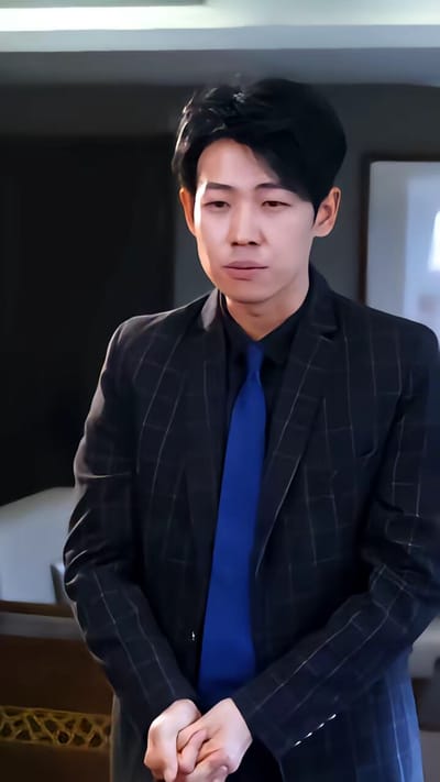《反骨系統逼我懟領導》劇照