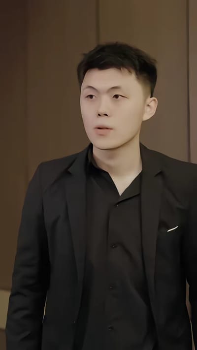 《職場裡的臥底》劇照