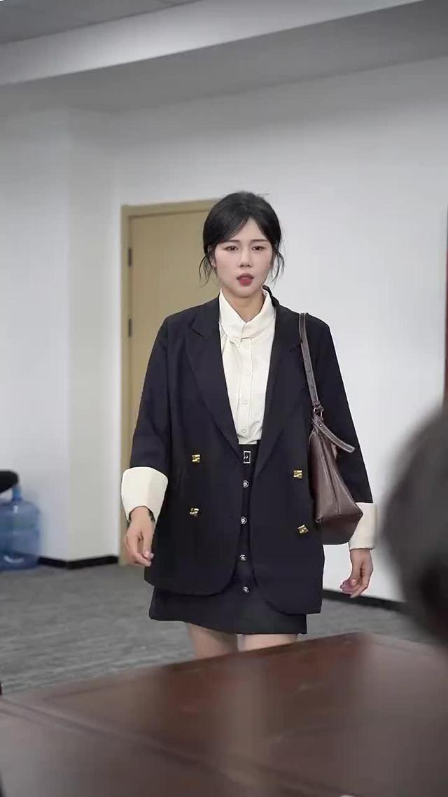 《重啟人生之都市翻盤》劇照