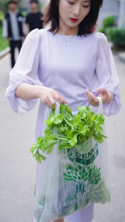 《我同意離婚後，老伴兒慌了》劇照