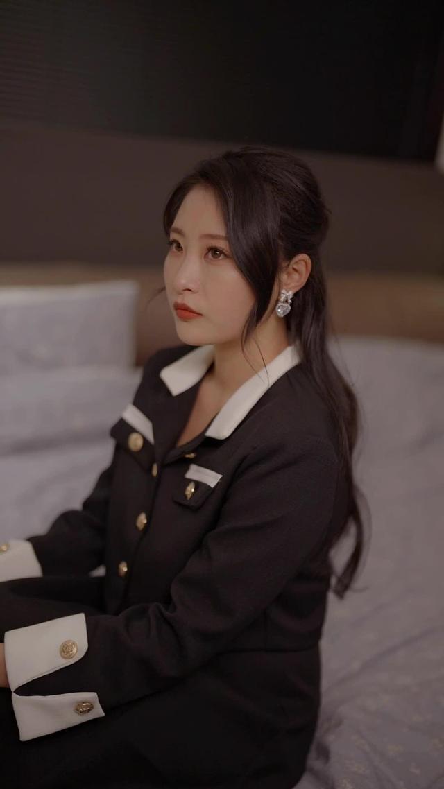 《双面佳人》剧照