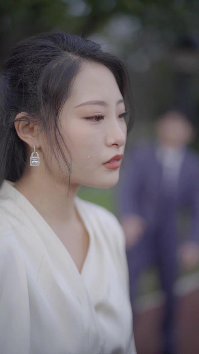 《双面佳人》剧照