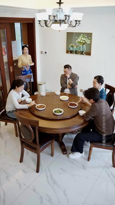 《我同意離婚後，老伴兒慌了》劇照