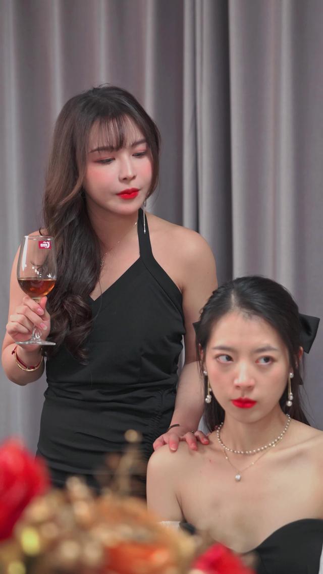《龍婿上門最寵娃》劇照