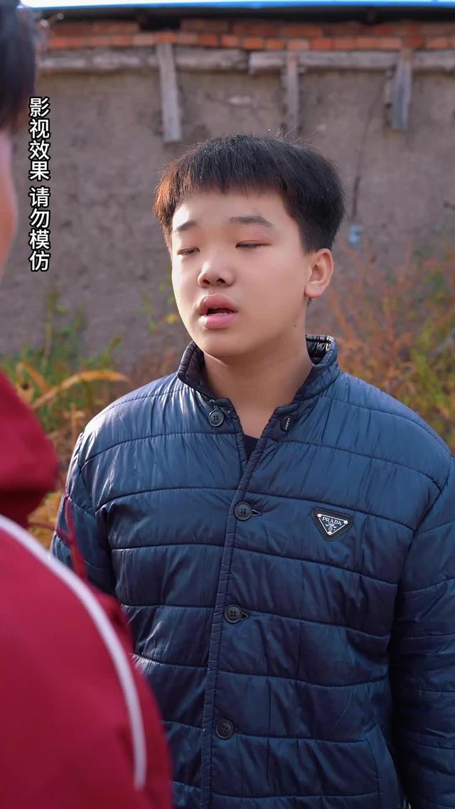 《千萬不要穿紅衣》劇照