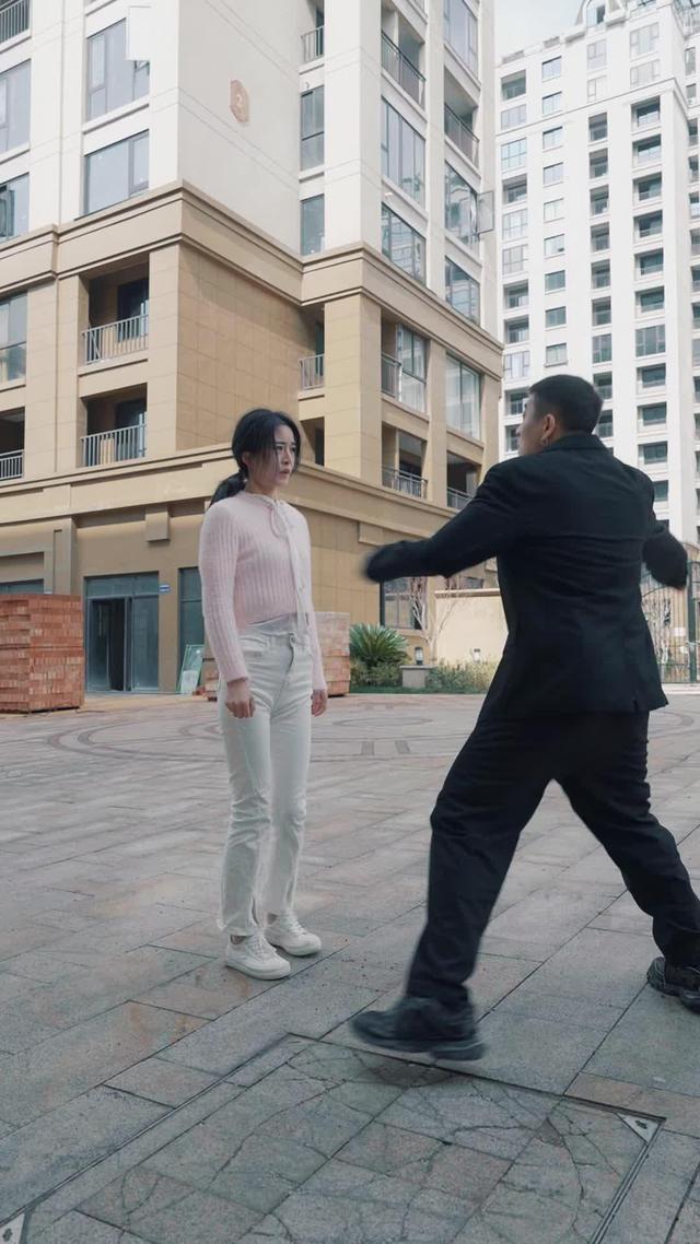 《双面佳人》剧照