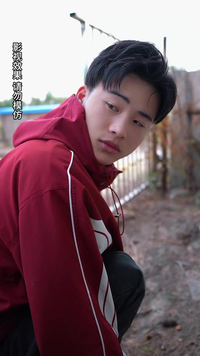《千萬不要穿紅衣》劇照