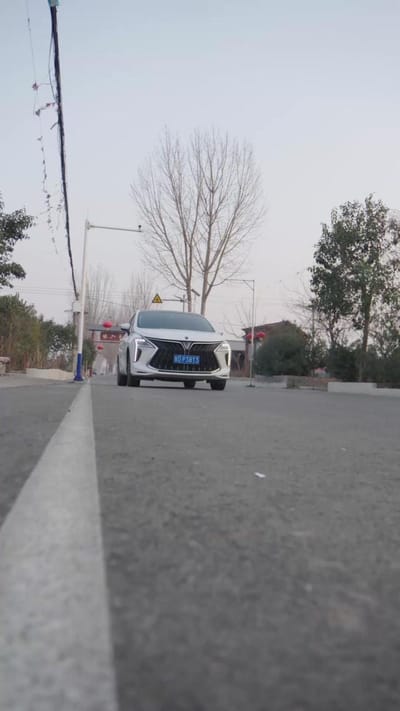 《假扮情侣后我动了心》剧照