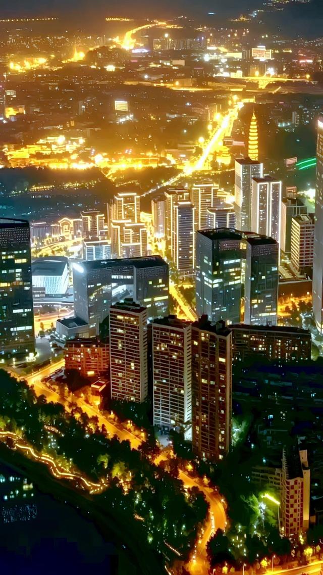 《替嫁到農村，老公一家把我寵上天》劇照