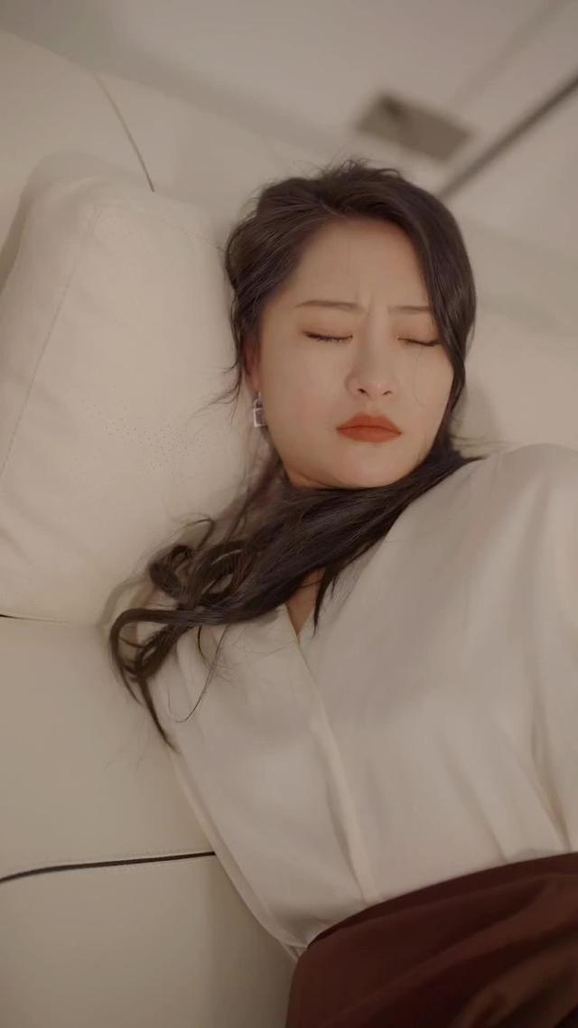 《双面佳人》剧照