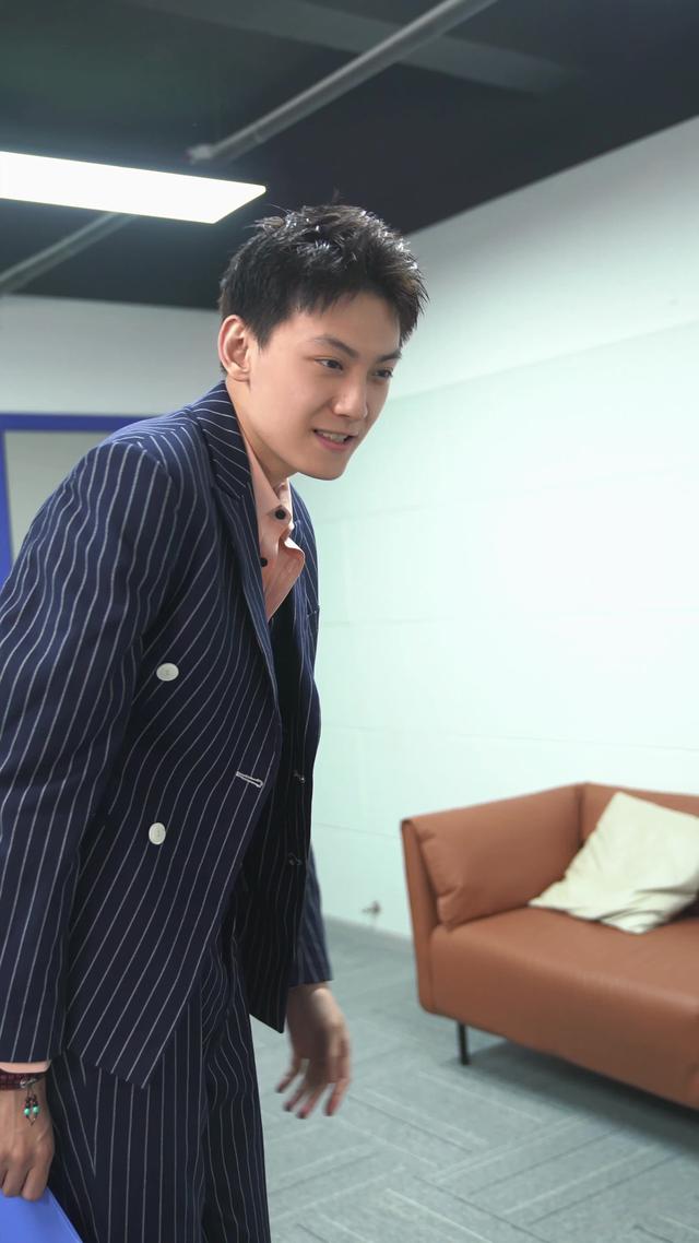 《龍婿上門最寵娃》劇照