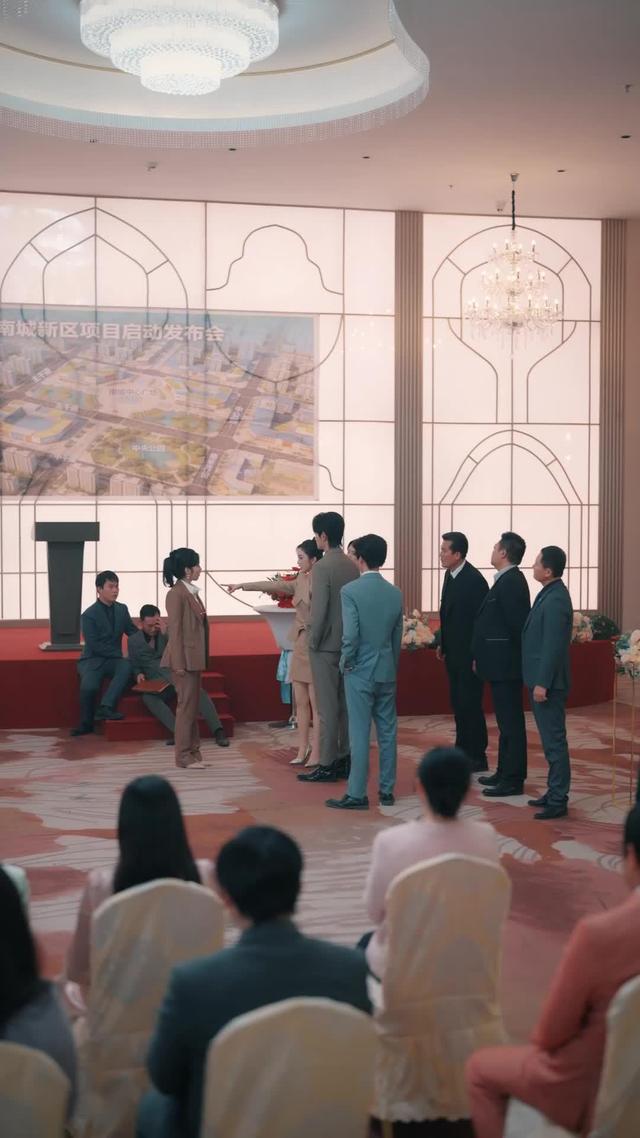《系統覺醒後，廢材二小姐華麗逆襲》劇照