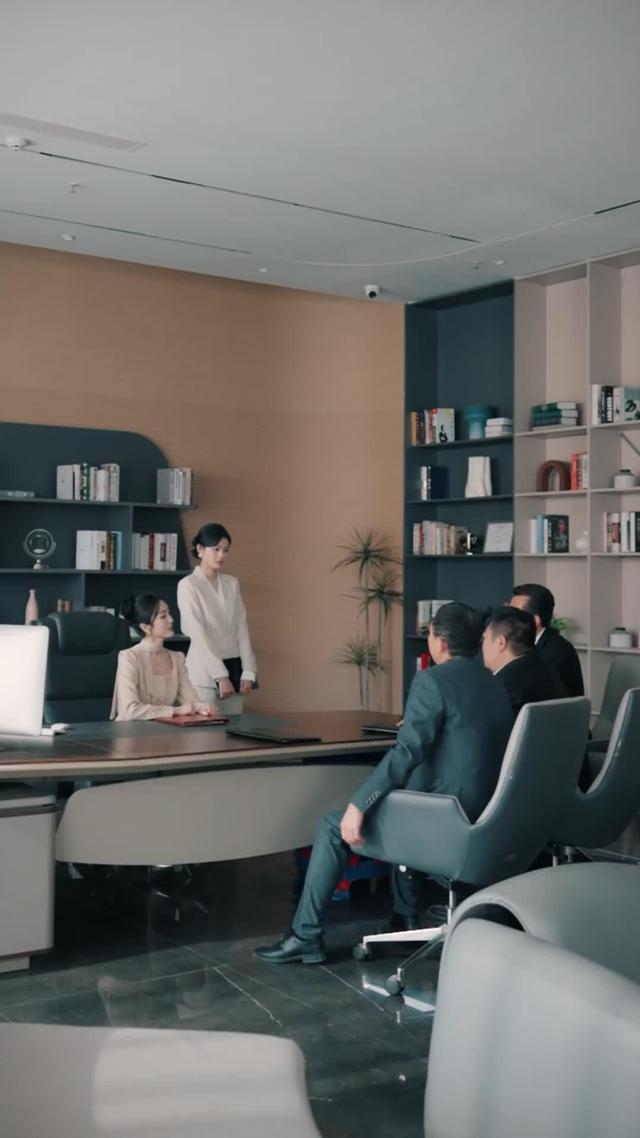 《系統覺醒後，廢材二小姐華麗逆襲》劇照