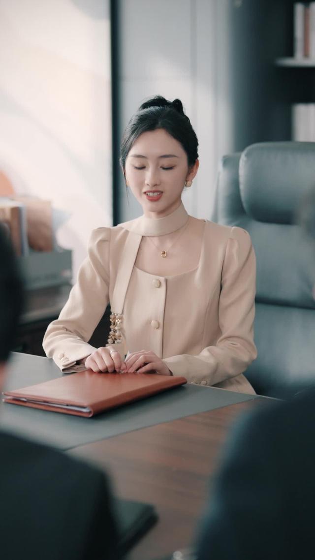 《系統覺醒後，廢材二小姐華麗逆襲》劇照