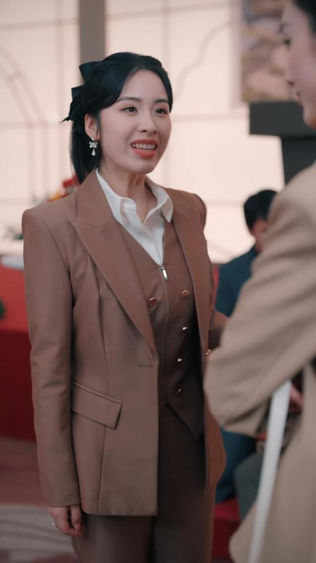 《系統覺醒後，廢材二小姐華麗逆襲》劇照