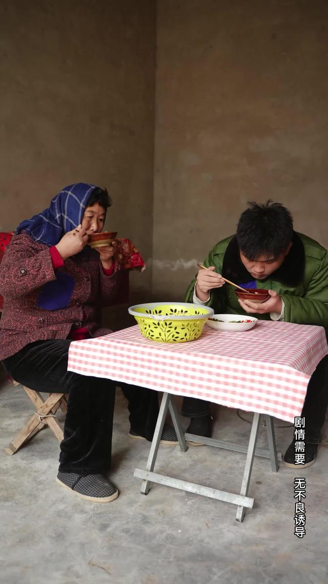 《風雨歸途》劇照
