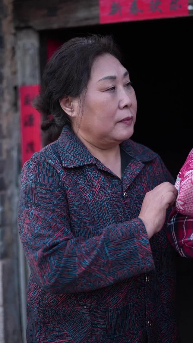 《花开石上又一春》剧照