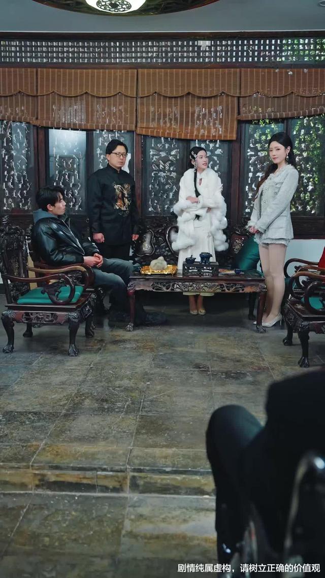 《这个保安不得了，上班第一天把歹徒打跑》剧照